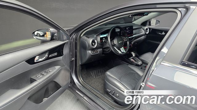Kia K3 2022 — photo 17