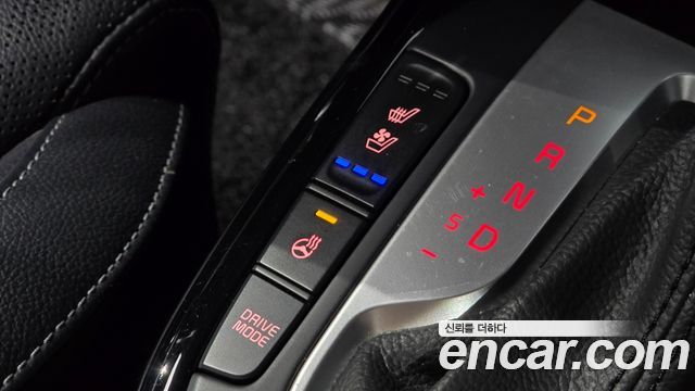 Kia K3 2022 — photo 24