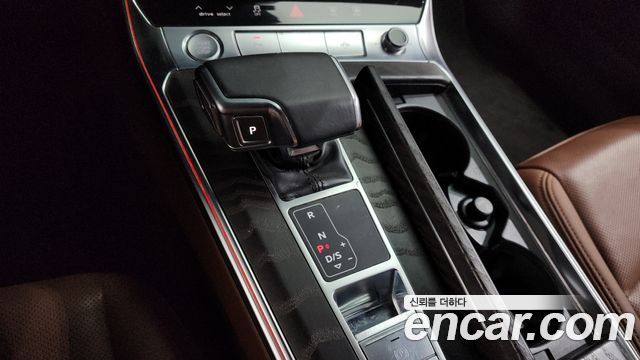 Audi A6 2020 — photo 12
