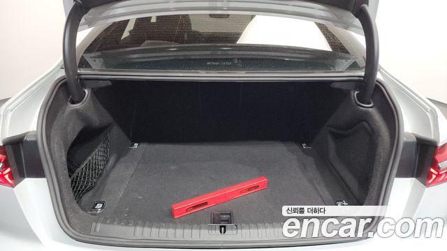 Audi A6 2020 — photo 24