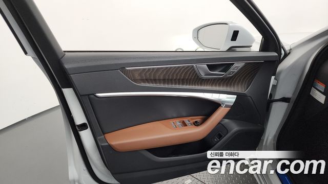 Audi A6 2020 — photo 14