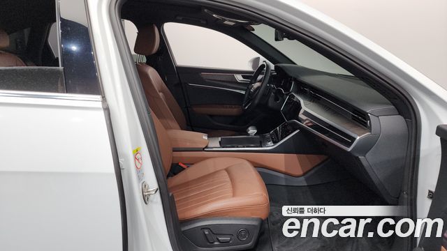 Audi A6 2020 — photo 16