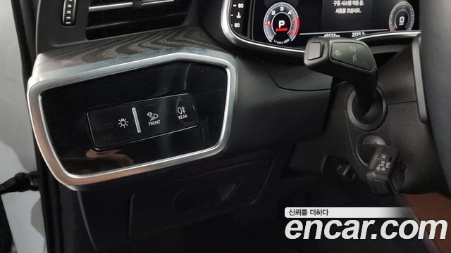Audi A6 2020 — photo 28