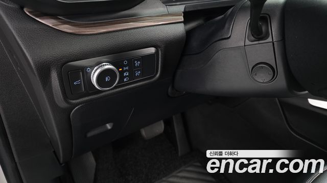 Ford Explorer 2022 — photo 20