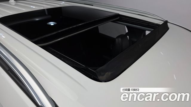 Ford Explorer 2022 — photo 25