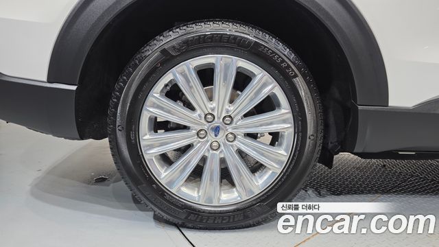 Ford Explorer 2022 — photo 7