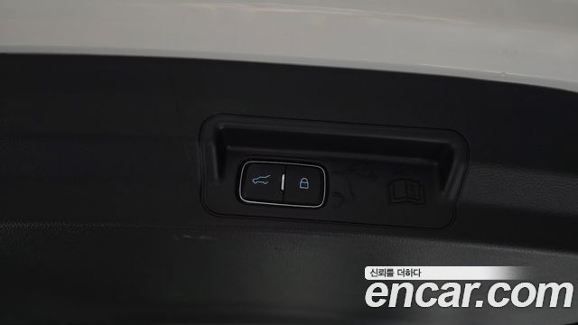 Ford Explorer 2022 — photo 30