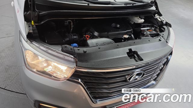 Hyundai Starex 2019 — photo 6