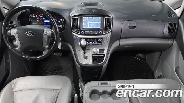 Hyundai Starex 2019 — photo 7