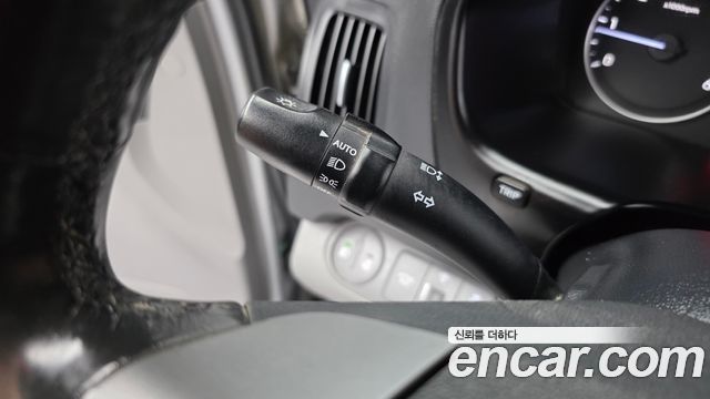 Hyundai Starex 2019 — photo 15