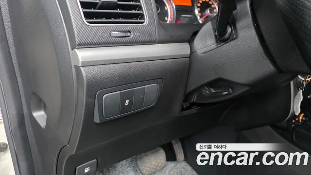 KG Mobility KORANDO 2012 — photo 12