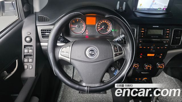 KG Mobility KORANDO 2012 — photo 13