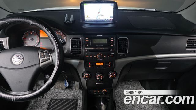KG Mobility KORANDO 2012 — photo 14