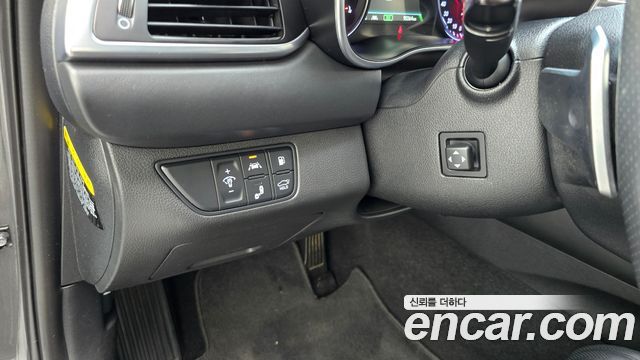 Genesis G70 2019 — photo 24