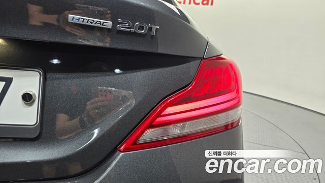 Genesis G70 2019 — photo 9
