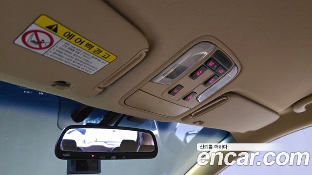 Kia Canival 2018 — photo 18