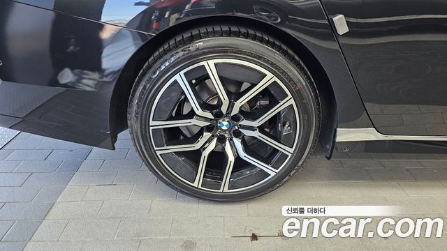 BMW 7-Series 2024 — photo 5