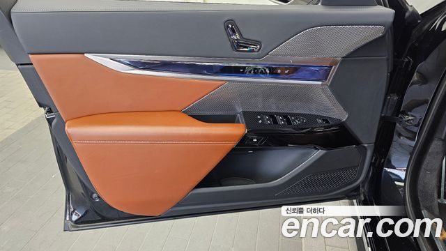 BMW 7-Series 2024 — photo 14