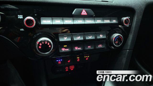Kia Sportage 2016 — photo 16