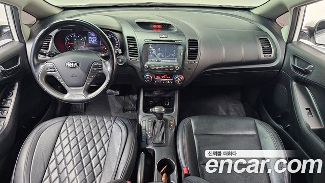 Kia K3 2013 — photo 10