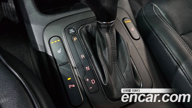 Kia K3 2013 — photo 25