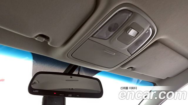 Kia K5 2018 — photo 19