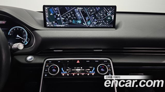 Genesis GV80 2023 — photo 20