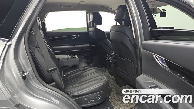 Genesis GV80 2023 — photo 16