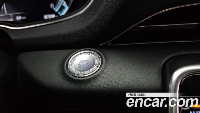 Genesis GV80 2023 — photo 28