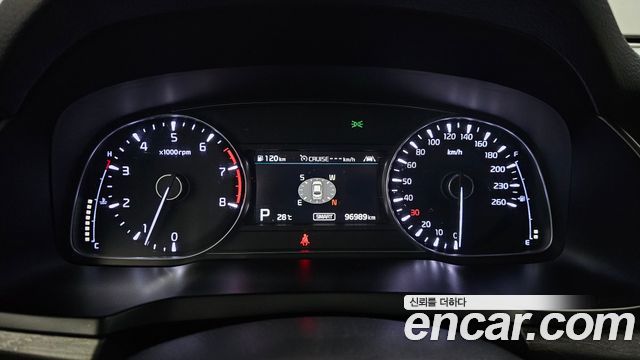 Kia K7 2020 — photo 11