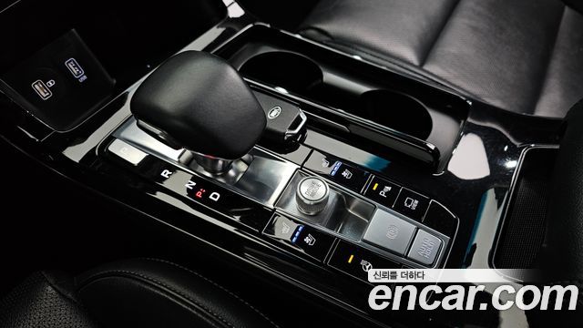 Kia K7 2020 — photo 12