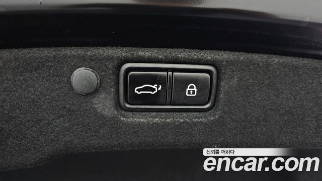 Kia K7 2020 — photo 21