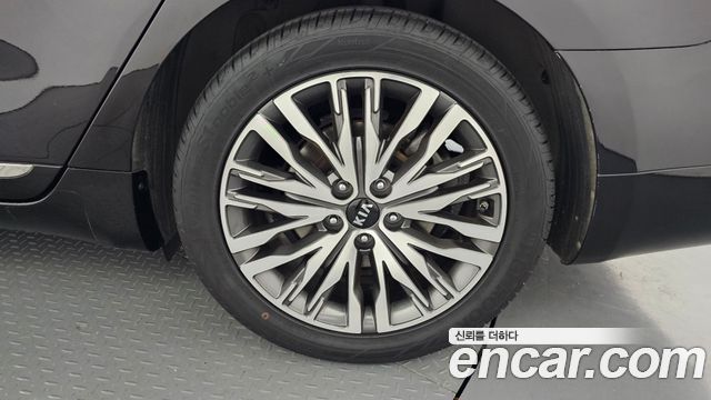 Kia K7 2020 — photo 7