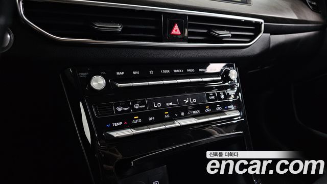 Kia K7 2020 — photo 30