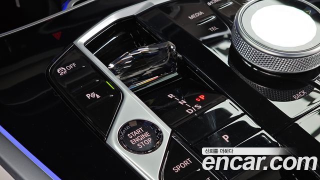 BMW X5 2025 — photo 35