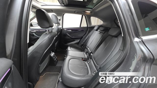 BMW X1 2022 — photo 12