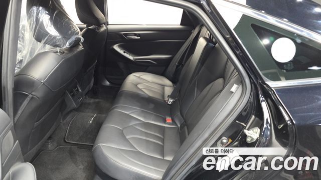 Toyota Avalon 2019 — photo 11