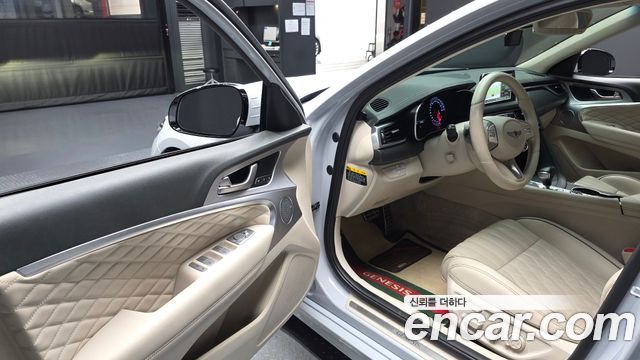 Genesis G70 2020 — photo 13