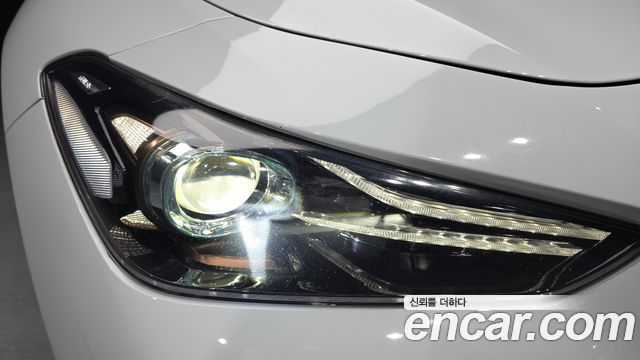 Genesis G70 2020 — photo 8