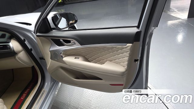 Genesis G70 2020 — photo 14