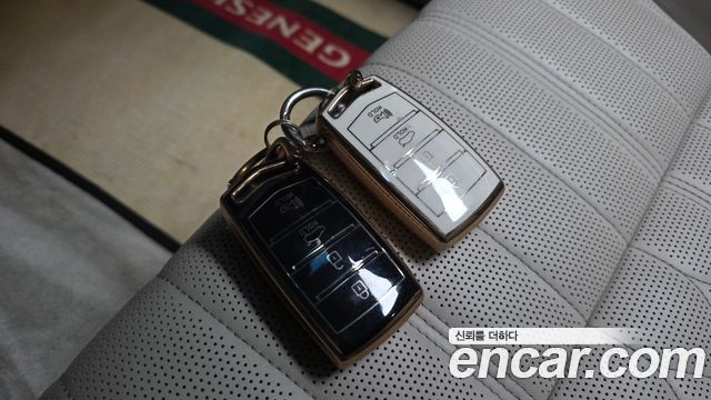 Genesis G70 2020 — photo 31