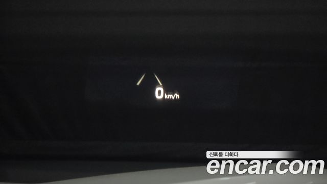 Genesis G70 2020 — photo 32
