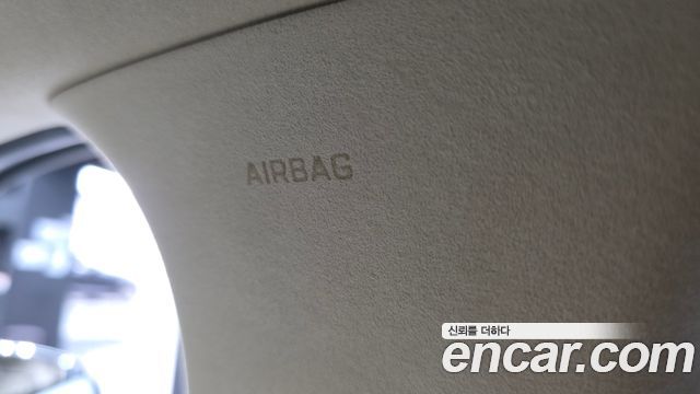 Genesis G70 2020 — photo 34