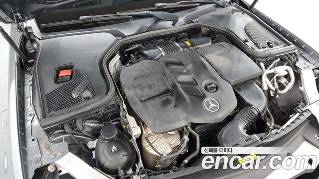 Mercedes-Benz E-Class 2019 — photo 6