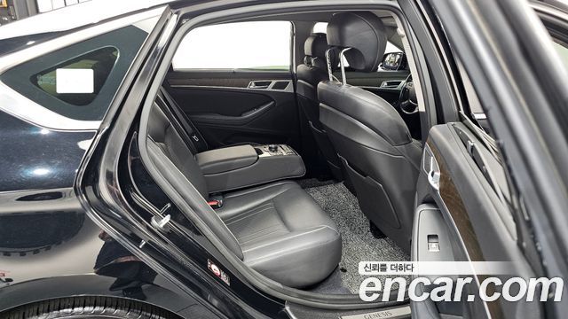 Hyundai Genesis 2015 — photo 17