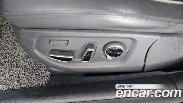 Hyundai Genesis 2015 — photo 33