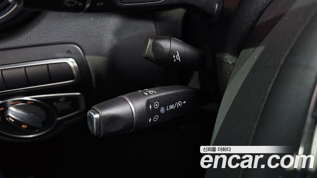 Mercedes-Benz C-Class 2017 — photo 24