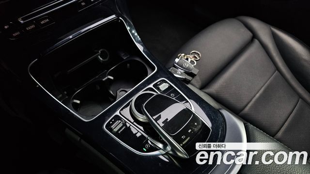 Mercedes-Benz C-Class 2017 — photo 29
