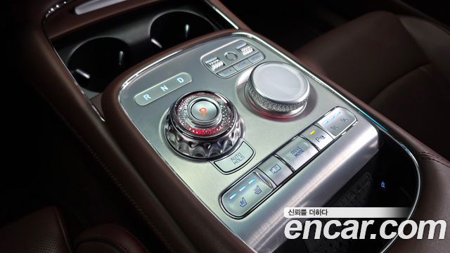 Genesis G90 2022 — photo 12