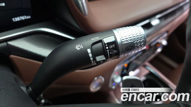 Genesis G90 2022 — photo 26